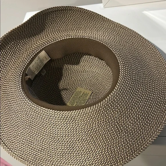 Never worn Eric Javits Elegant Brown Woven Hat